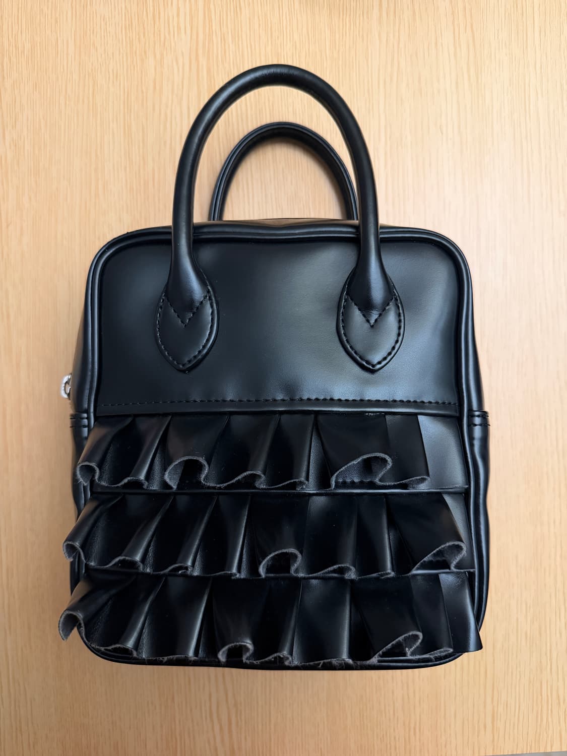 꼼데가르송 걸 프릴백 블랙 상품이미지1