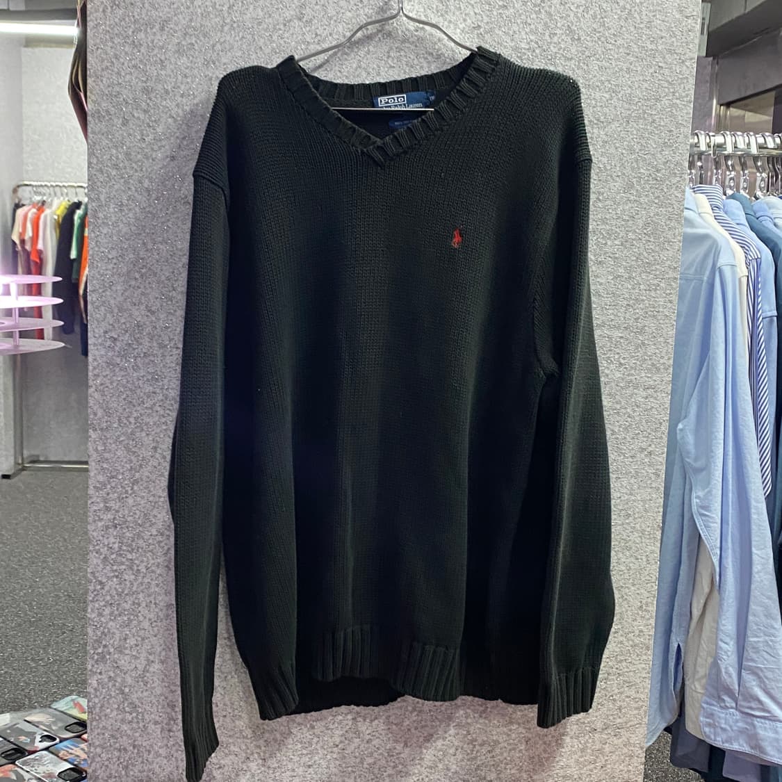 폴로 브이넥 코튼 블랙 니트 B3187 상품이미지2