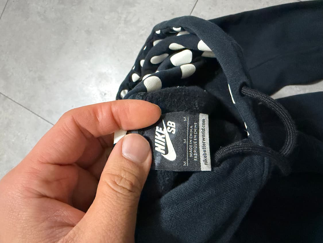 나이키 SB 블랙컬러 로고스펠아웃 빈티지 스웻후드셔츠 95size  상품이미지5