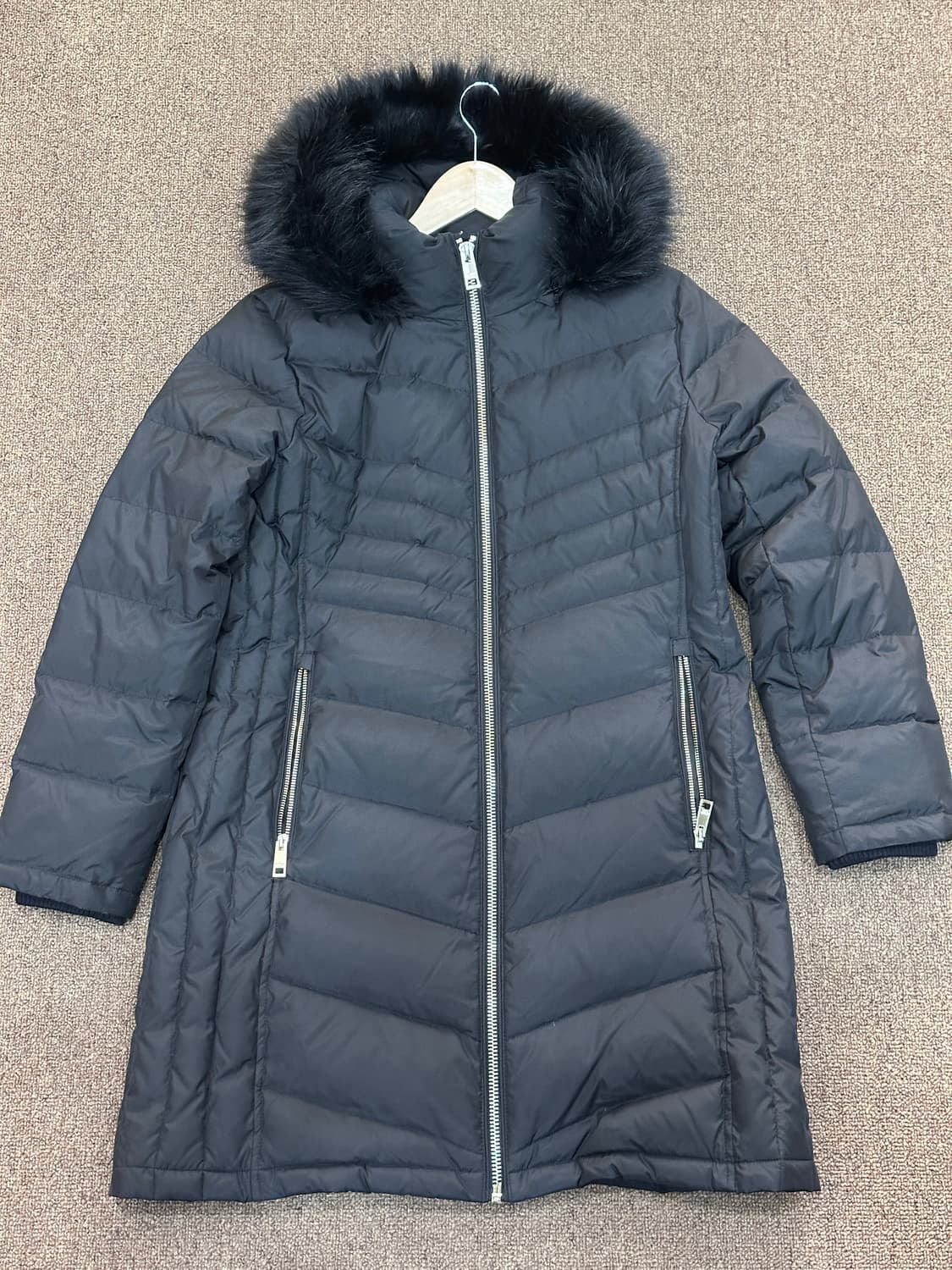 마이클코어스 롱패딩 상품이미지1