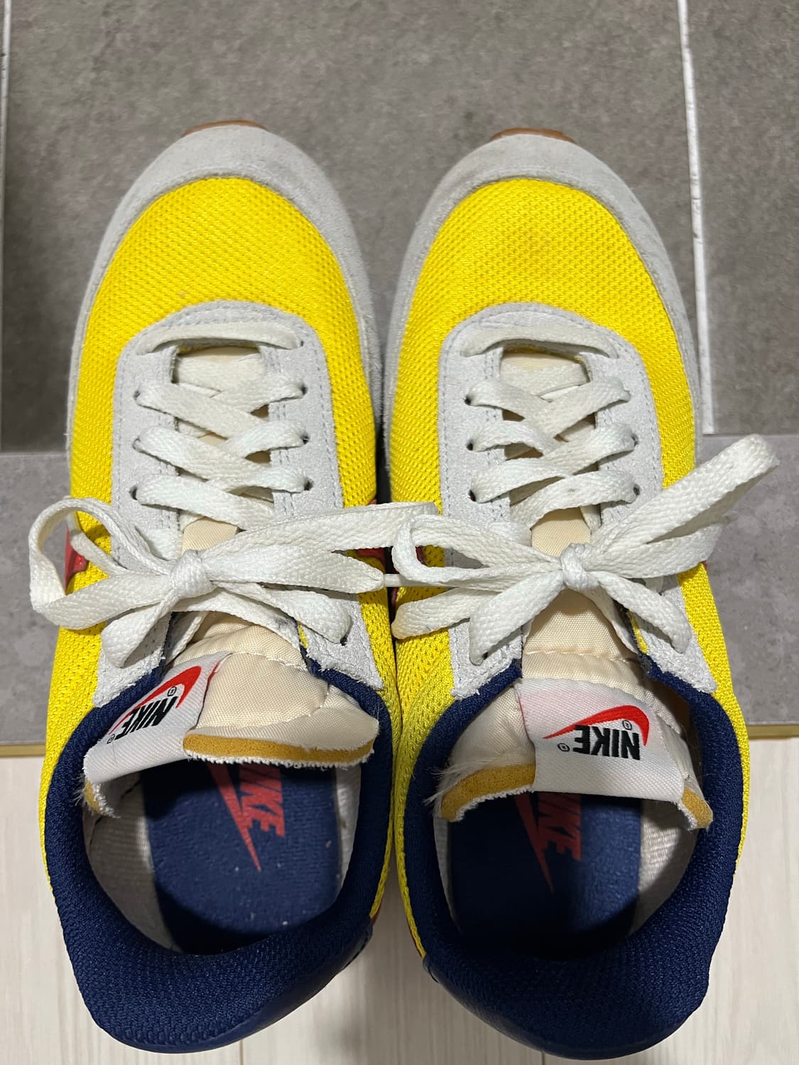 나이키 테일윈드 240 상품이미지5