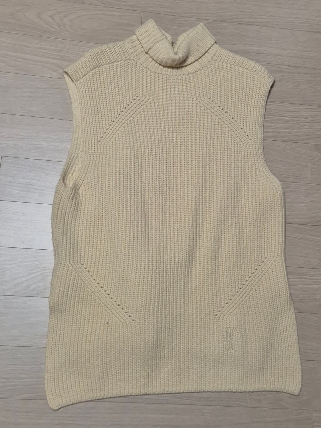 솔리드옴므 울스웨터 상품이미지3