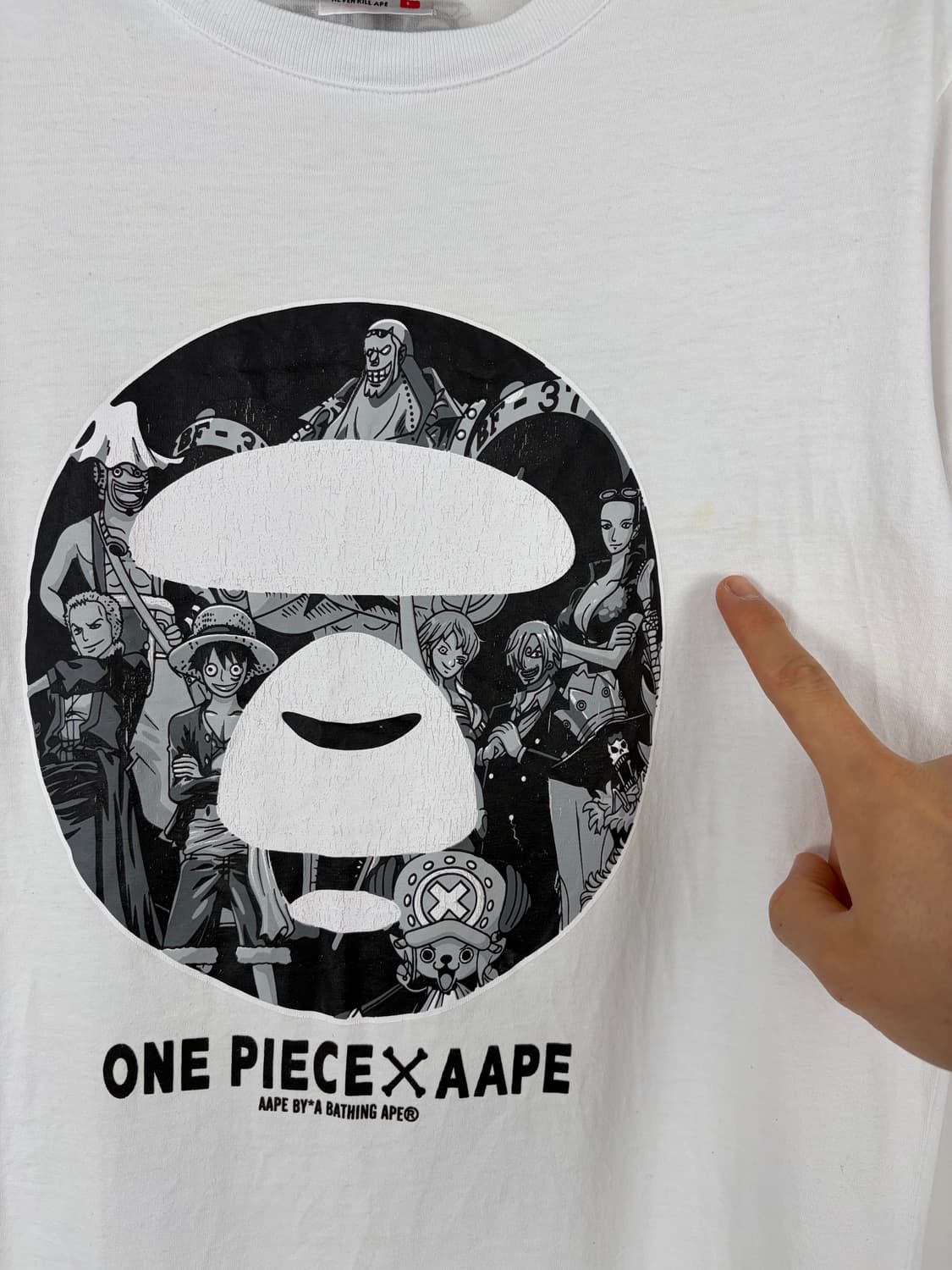 a173) 베이프(Aape) x 원피스 콜라보 반팔티셔츠 상품이미지2