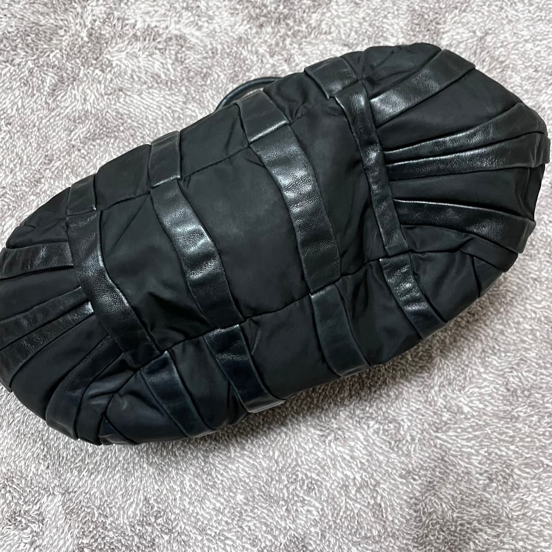 Prada Napa Hobo Shoulder Bag 상품이미지5