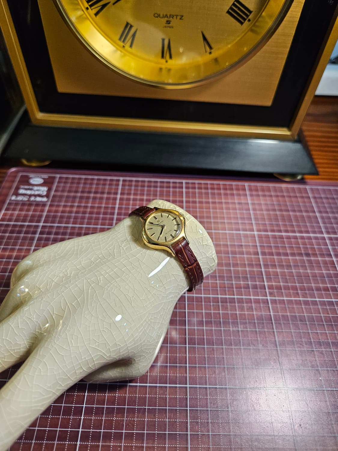 오메가 드빌 코브라 cal.620 핸드와인딩(수동)빈티지 여성 가죽 시계 상품이미지2