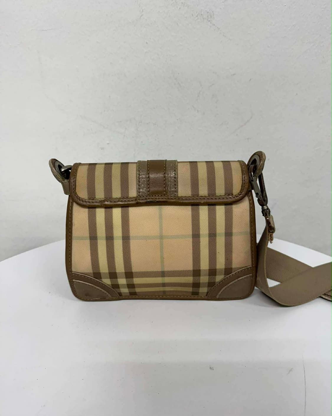 버버리 노바체크 미니 크로스백 숄더백 상품이미지4