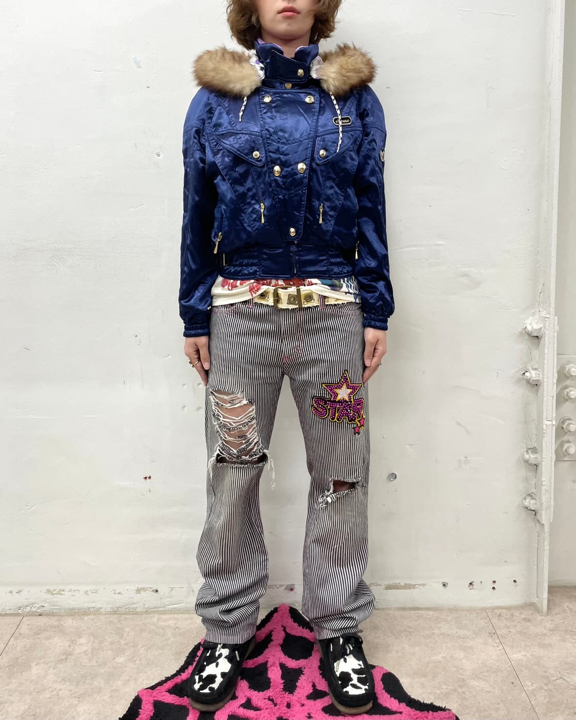 Glossy blue cropped padded jacket 상품이미지6