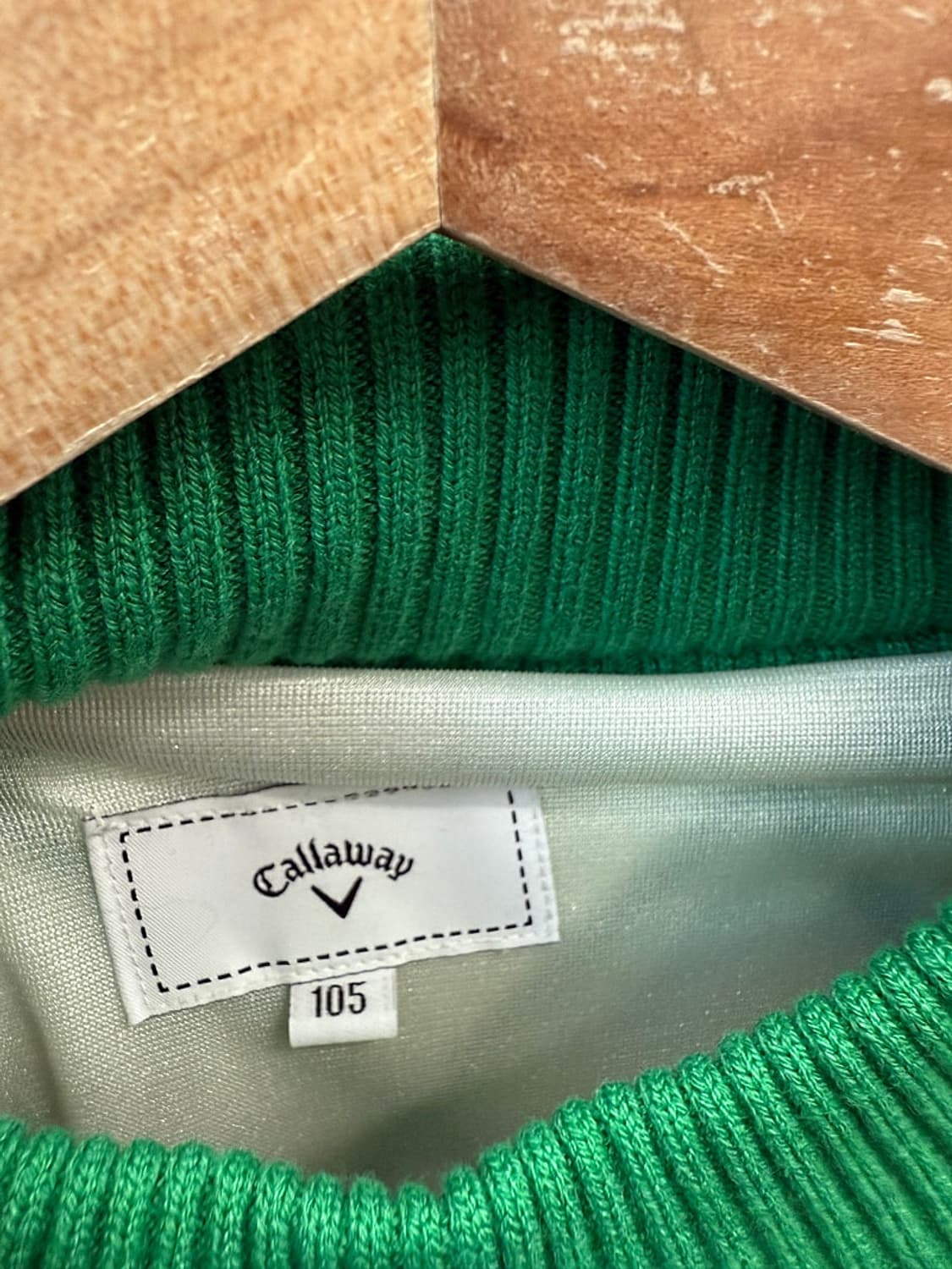 105) 캘러웨이 로고자수 방풍니트 상품이미지4
