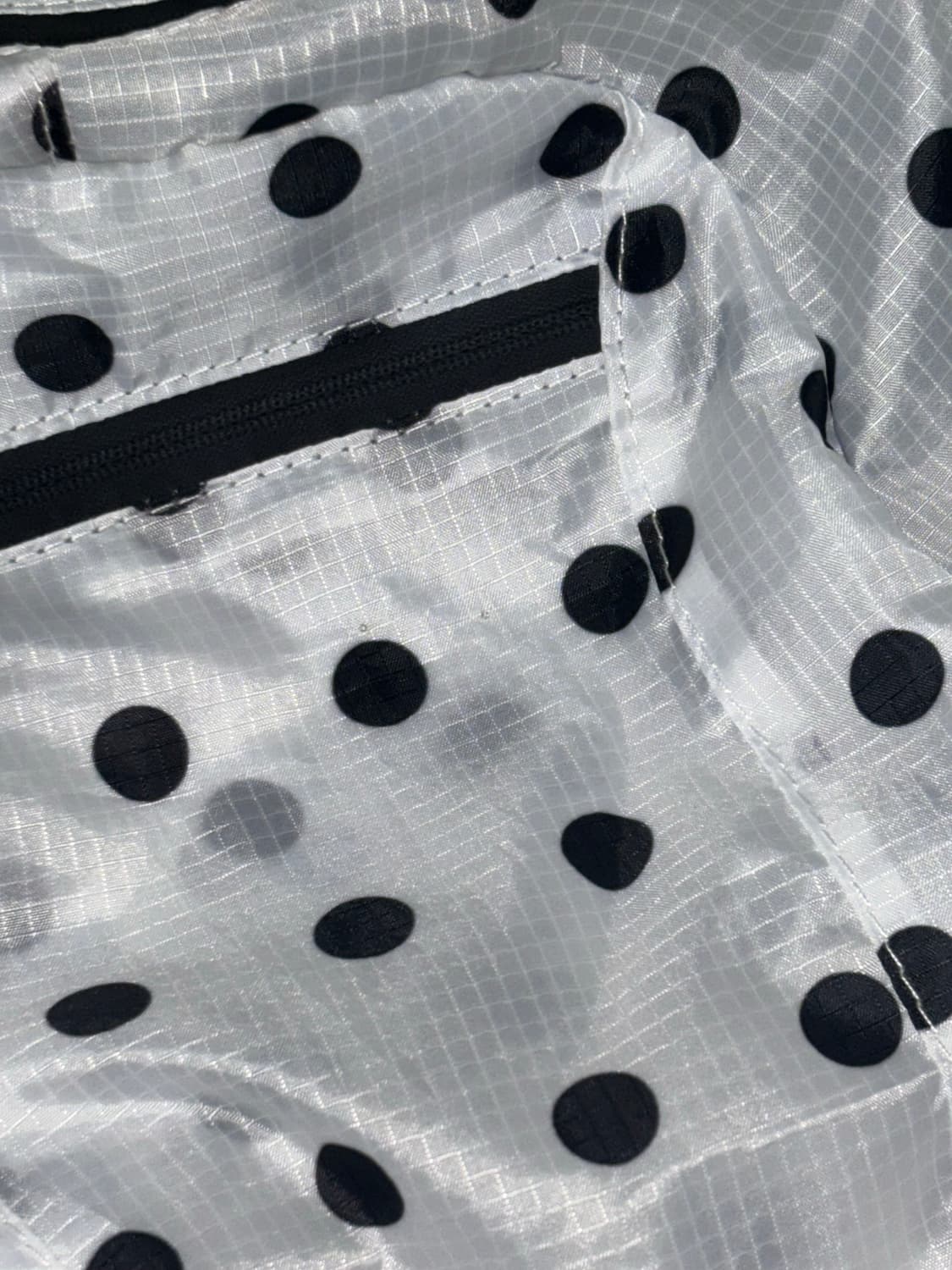 하이산 도트 백팩 초경량 컴팩트 포켓백 화이트 상품이미지2