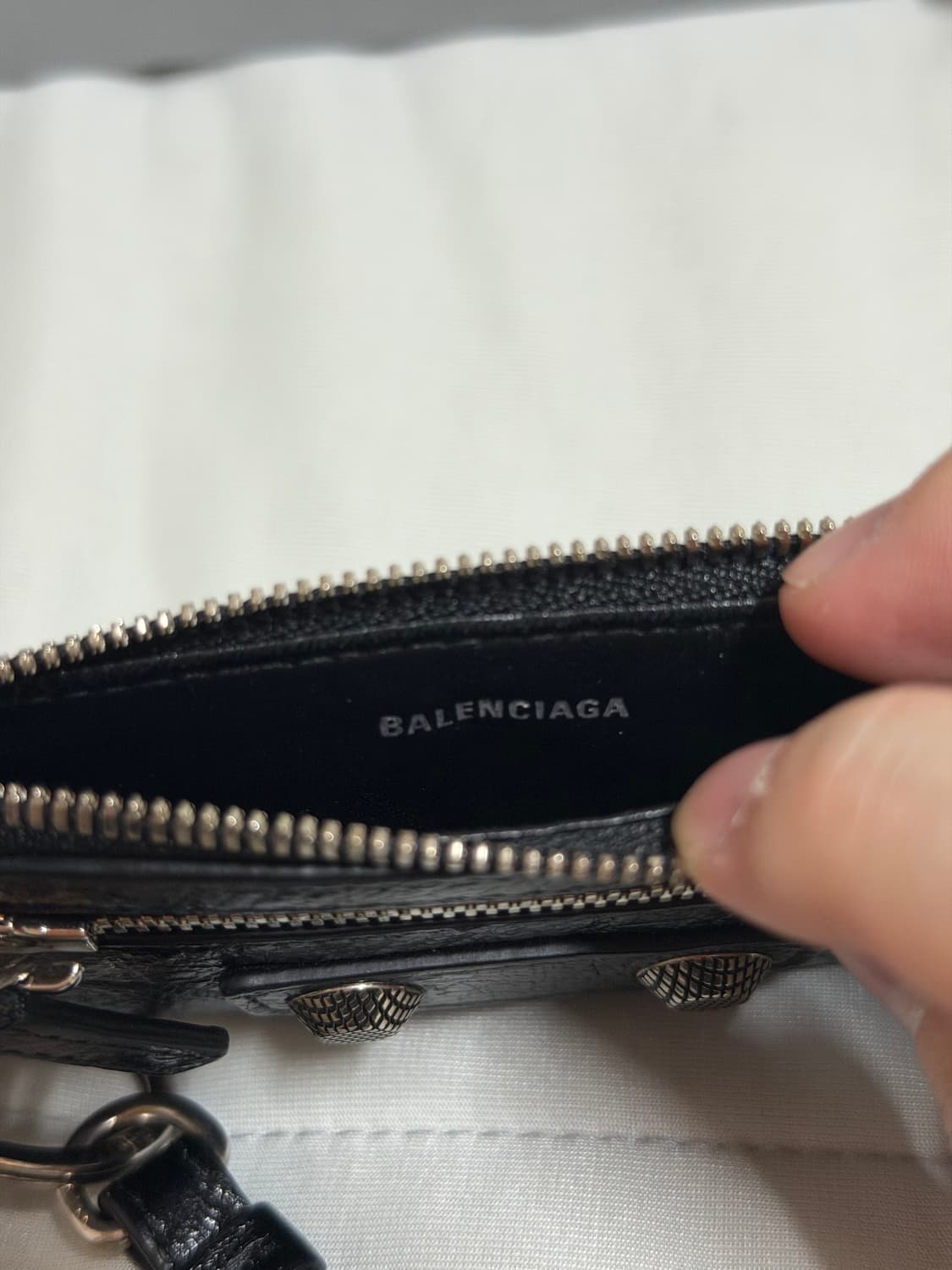 발렌시아가 르 카골 맨 카드 케이스 온 키체인 블랙 상품이미지7