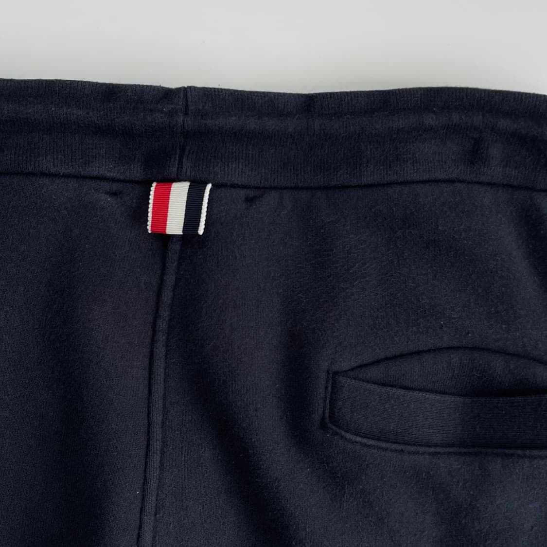 Thom Browne   톰브라운 완장 코튼 조거팬츠 상품이미지4
