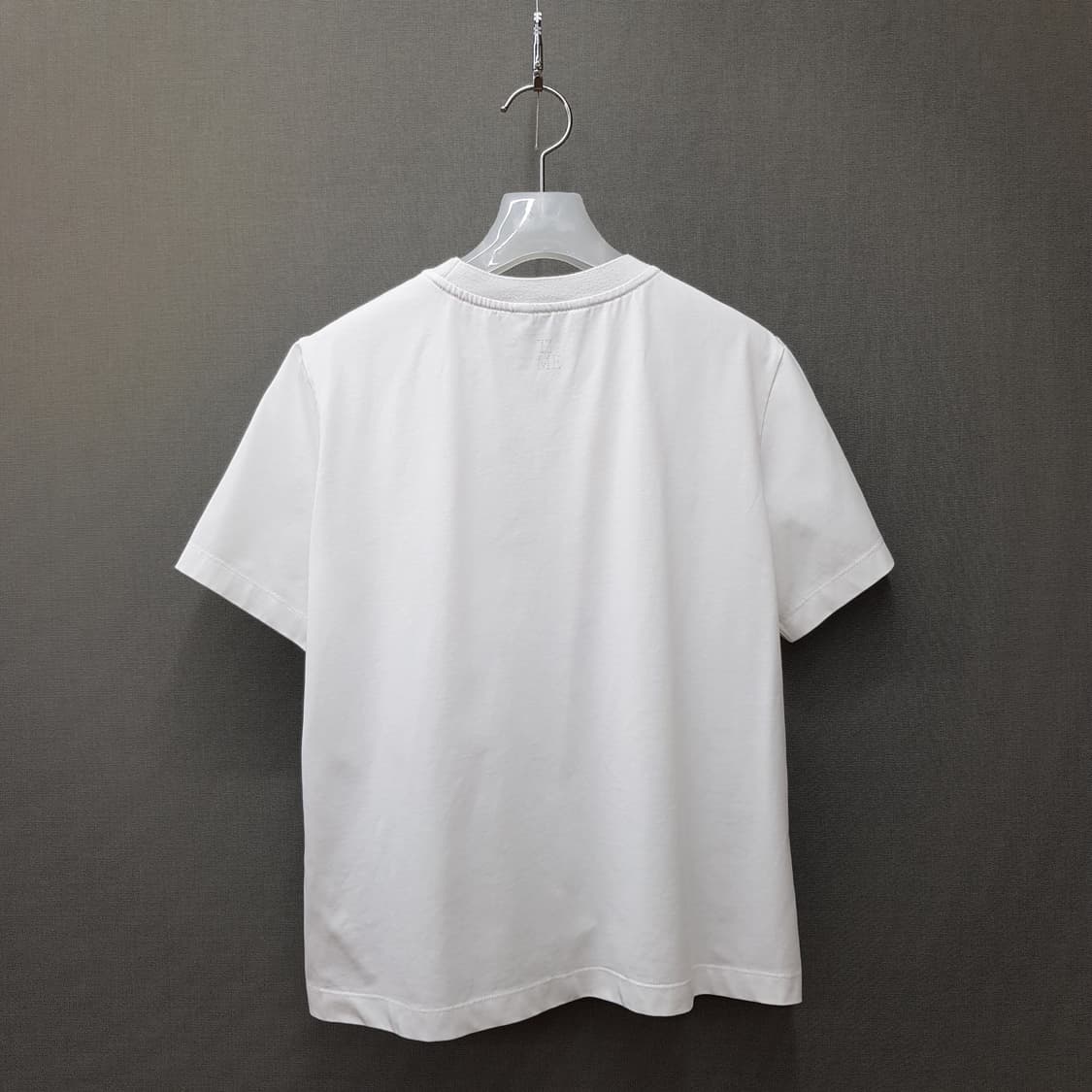 한섬 타임 2025 미니멀 라운드넥 반팔 티셔츠 S사이즈 상품이미지4