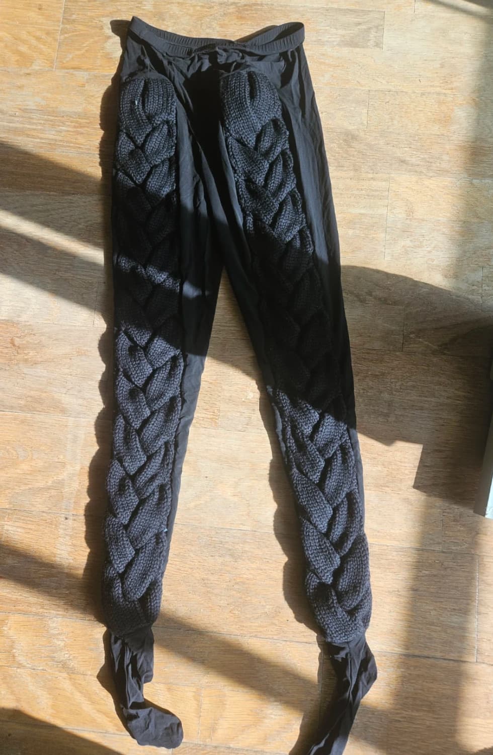 마르지엘라 브레이드 니트 레깅스 블랙 상품이미지2