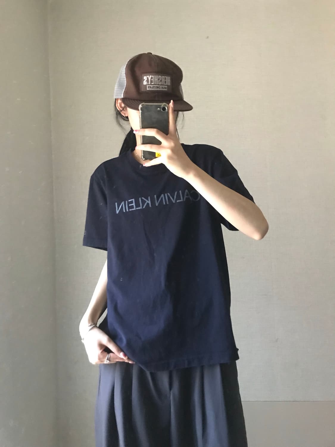 켈빈클라인 네이비 로고 반팔티셔츠 상품이미지2