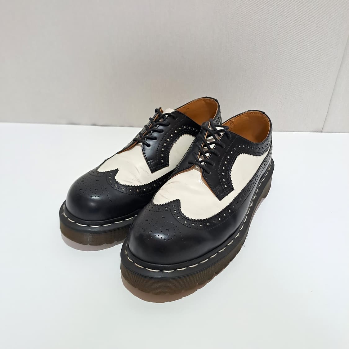 (택포) 닥터마틴 미키마우스 윙팁 UK8 B623 상품이미지1