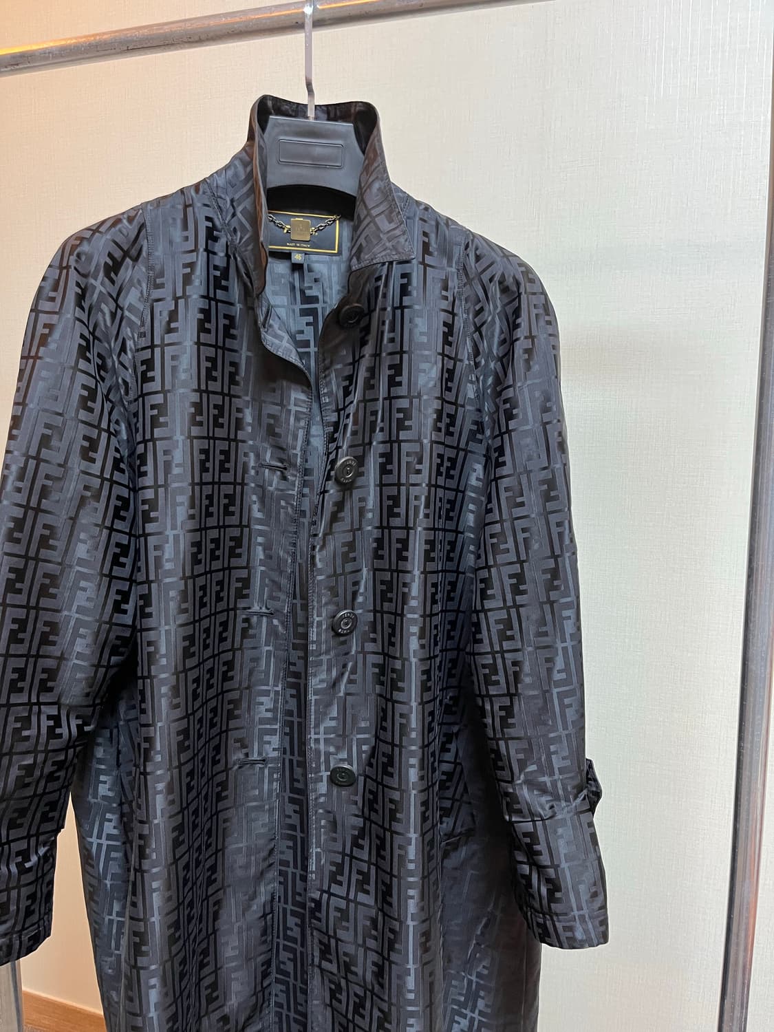 Fendi monogram trench coat 상품이미지3