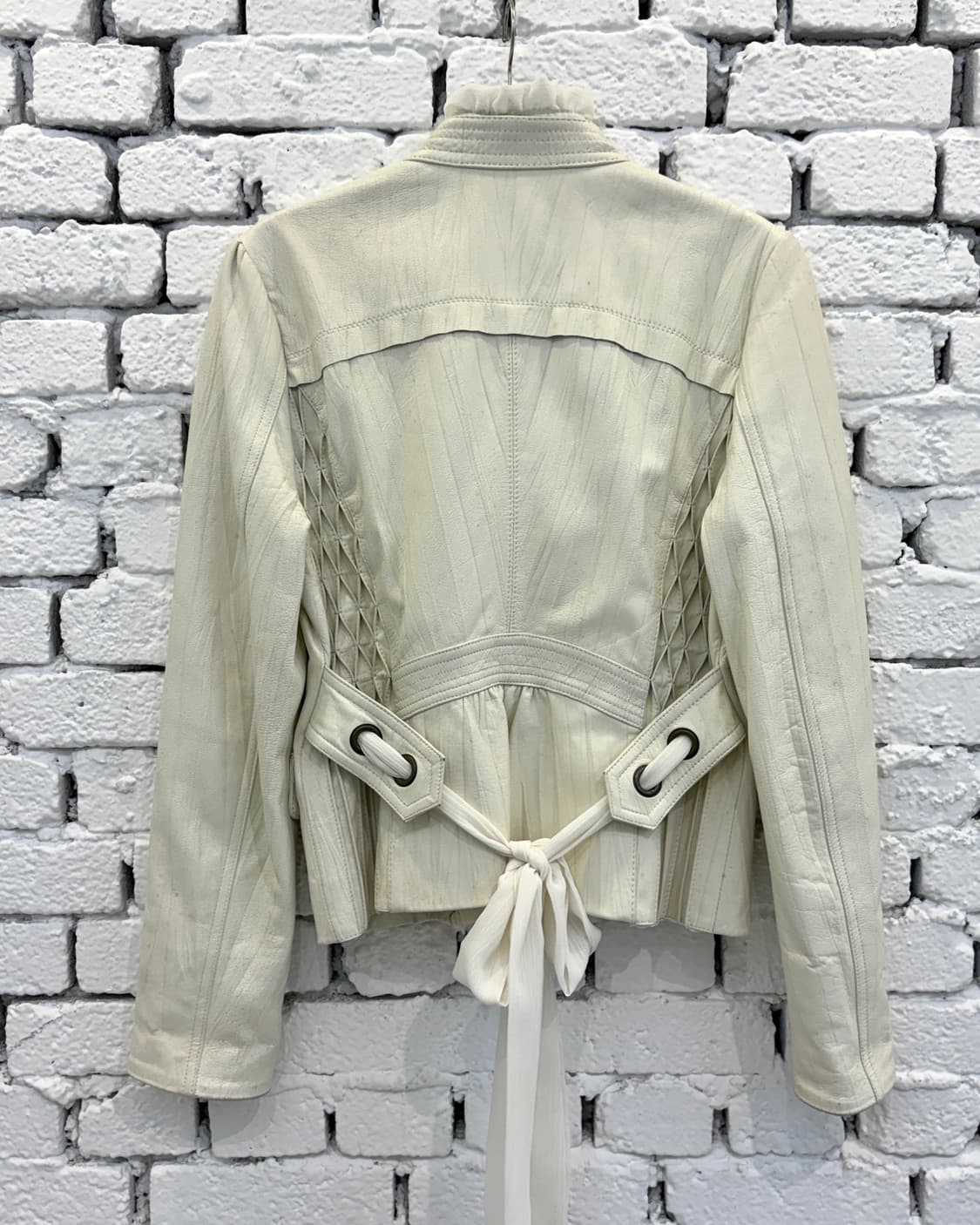 Detachable Ruffle Trim Leather Jacket 상품이미지7