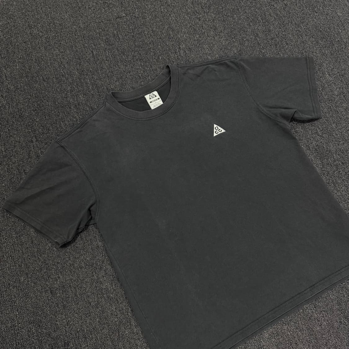 나이키 ACG 자수로고 루즈핏 반팔티  상품이미지2