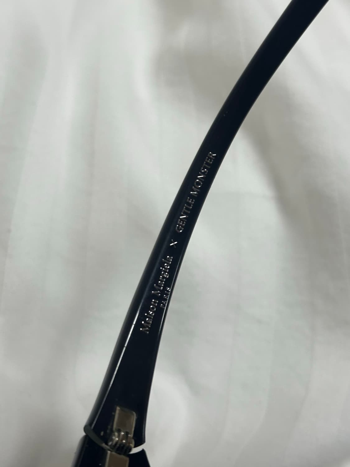 젠틀몬스터 마르지엘라 mm202 블랙 상품이미지4