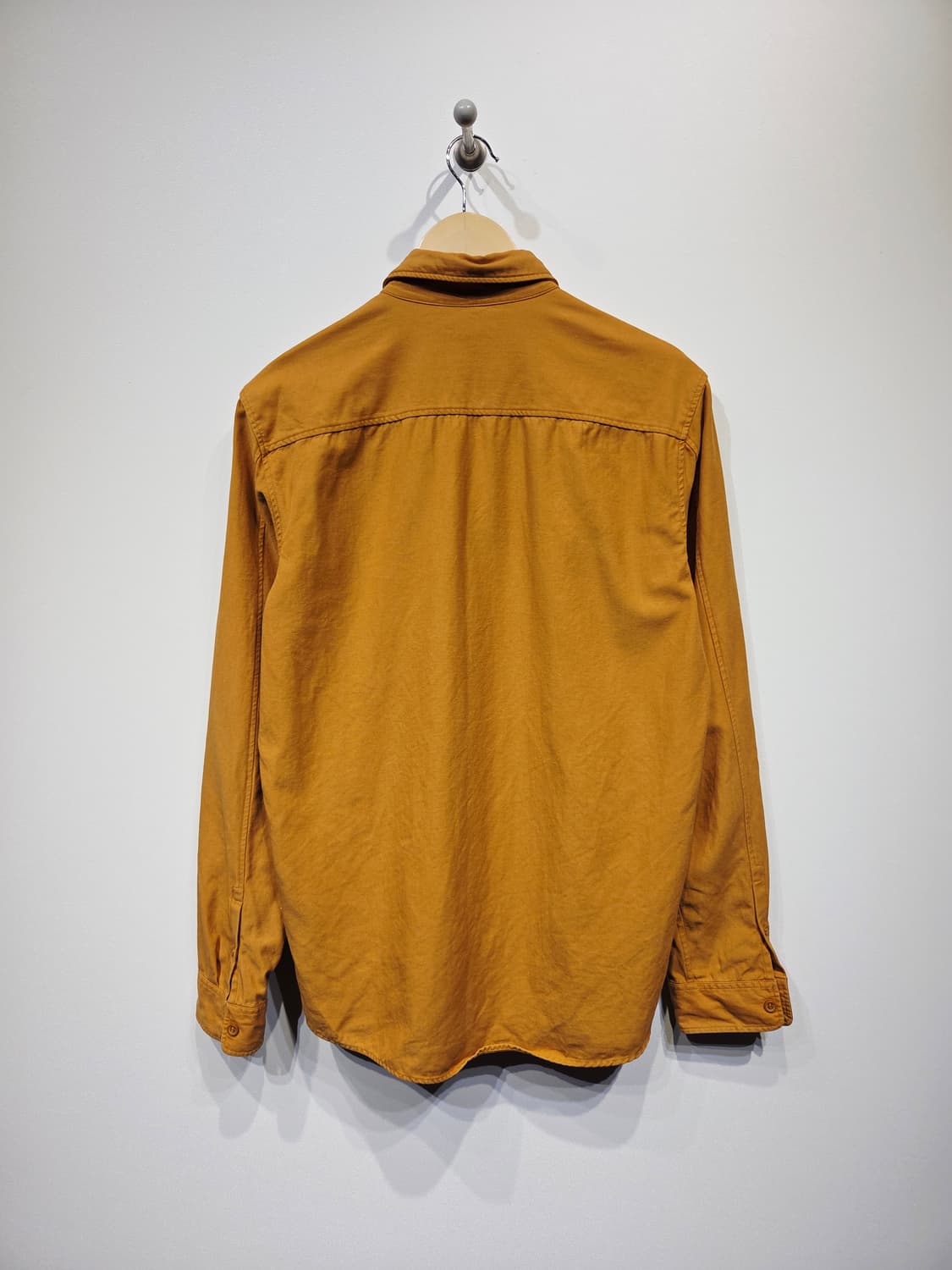 COS. 남자 카멜 톤 포켓 셔츠_S 상품이미지6