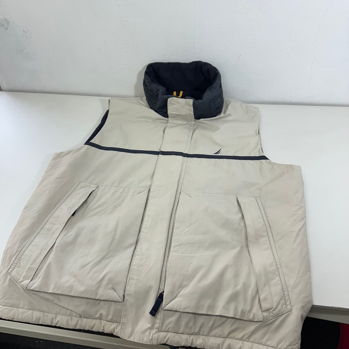 XL 노티카 딥아이보리 뒷면포켓포인트 베스트점퍼 상품이미지5