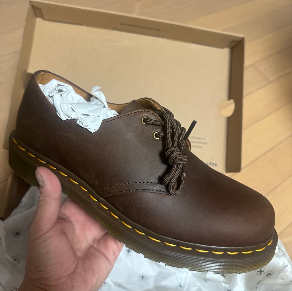 닥터마틴 크레이지호스 다크브라운 270 상품이미지2