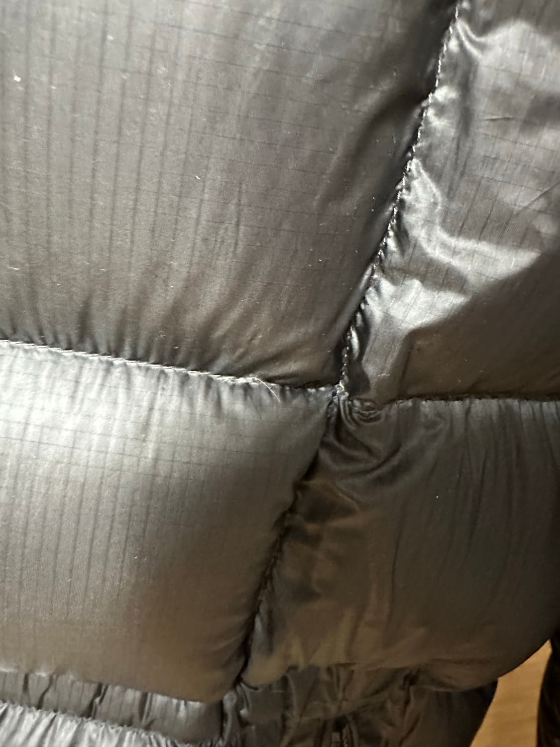 CP컴퍼니 DD쉘 패딩 블랙 54 xxl 24fw 상품이미지5