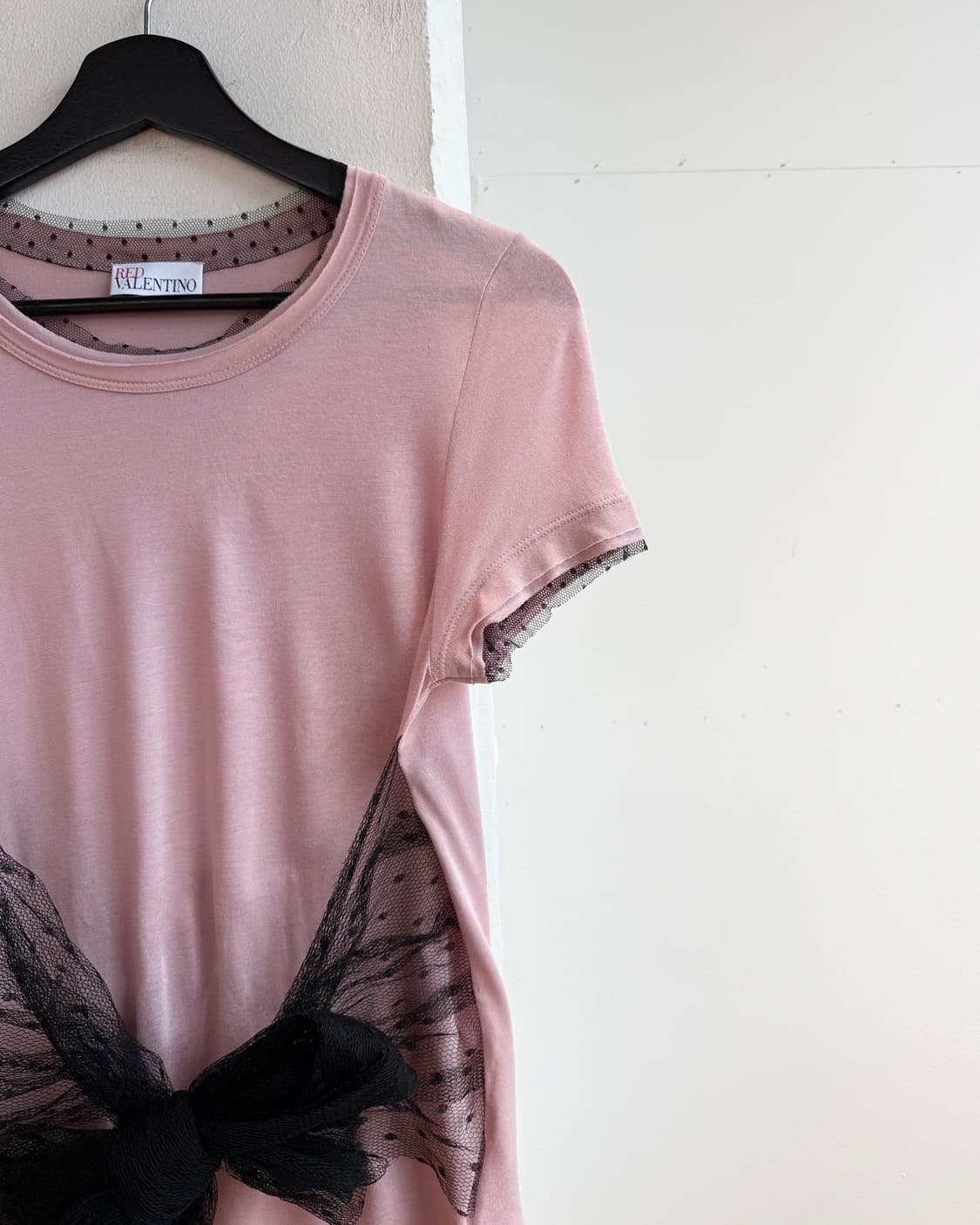 레드 발렌티노 핑크 시스루 리본 하프티 상품이미지4