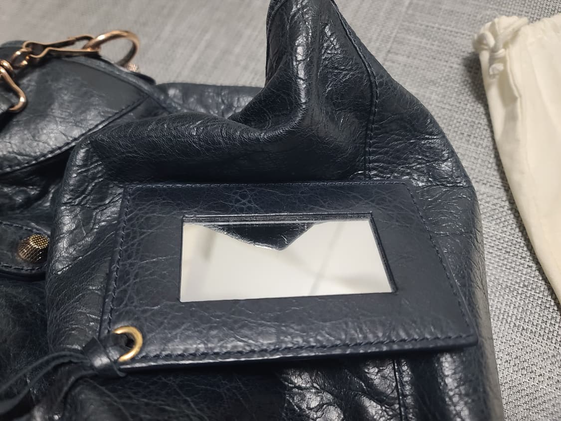 발렌시아가 모터백 시티백 숄더백 상품이미지4