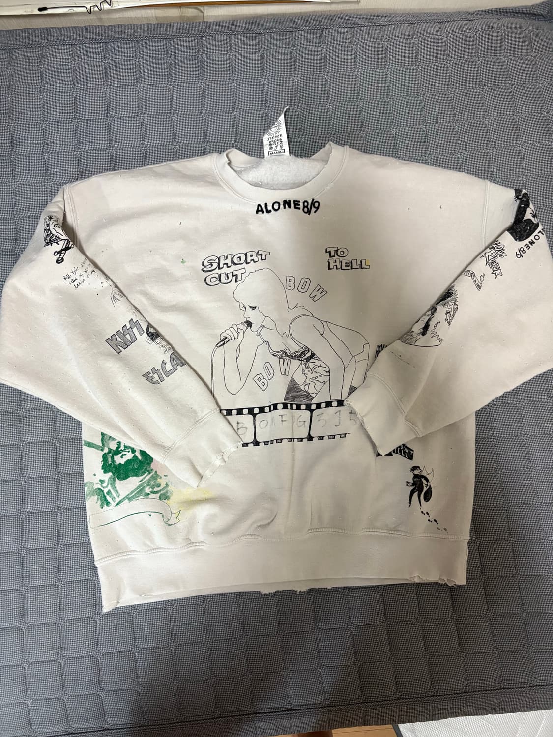 도넛리벤지 퍼즈 스웻셔츠 상품이미지1