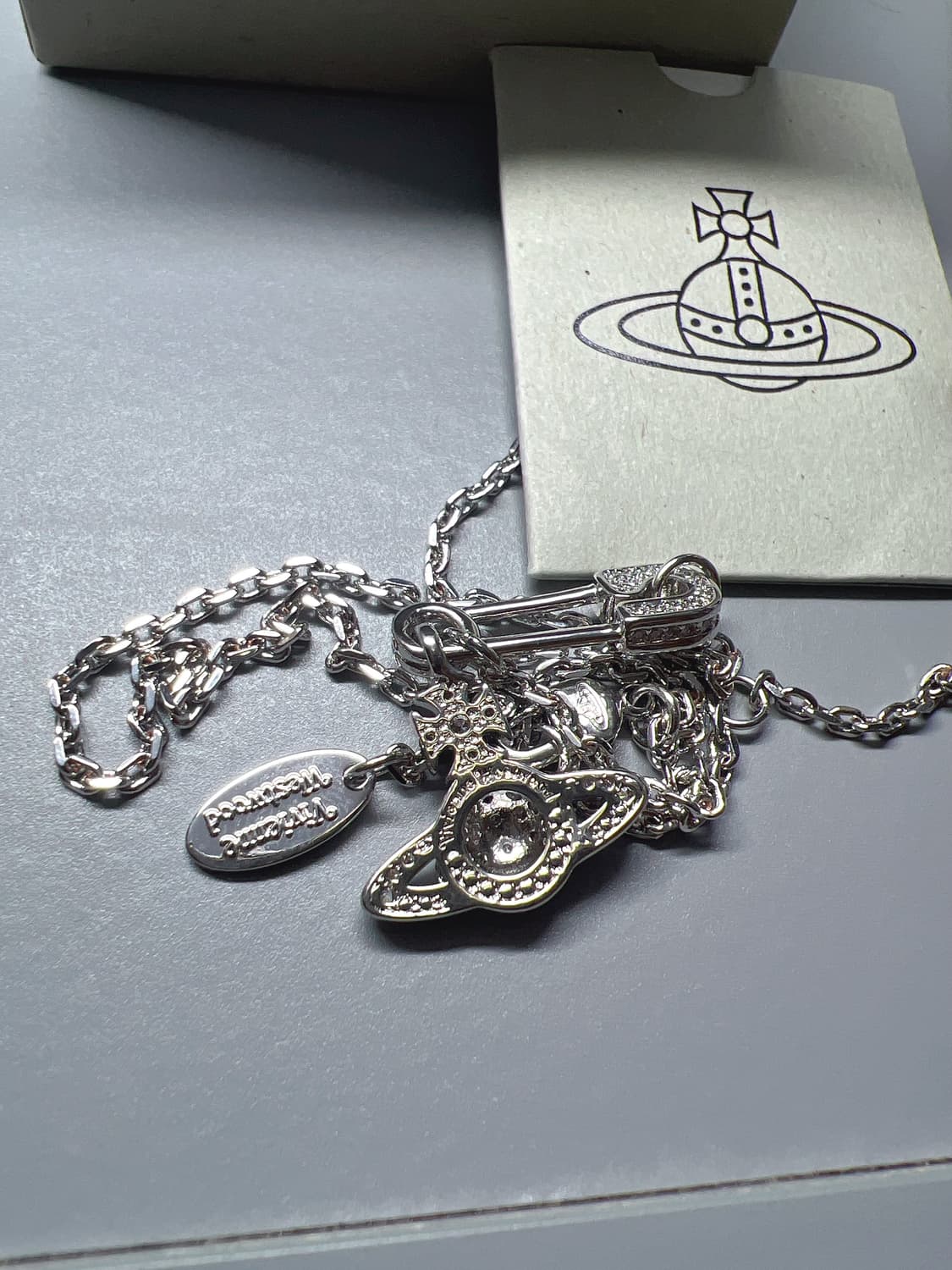 비비안웨스트우드 루크리스 목걸이 상품이미지3