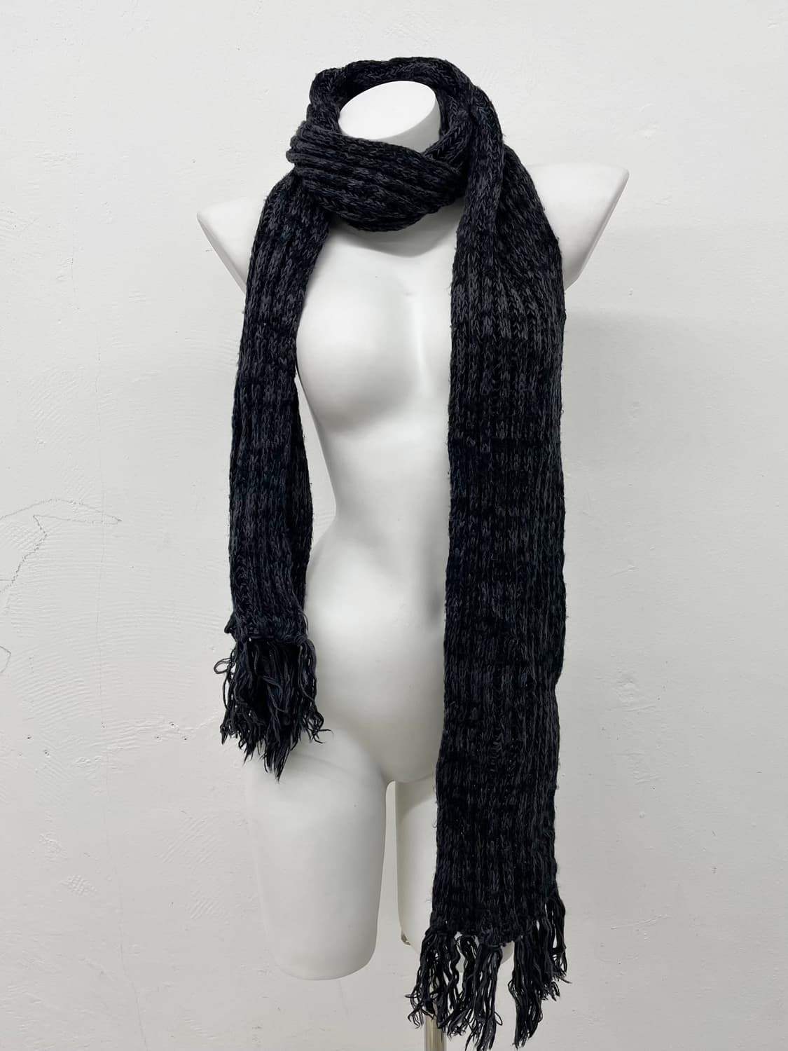 차콜 롱 코지 머플러  상품이미지1