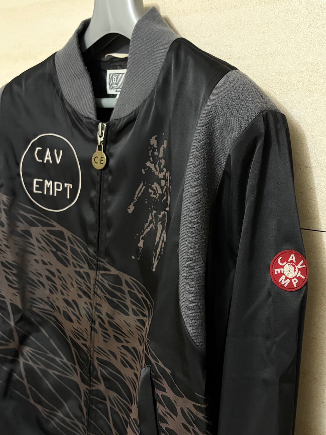 카브엠트 CAV SATIN JACKET S 상품이미지4
