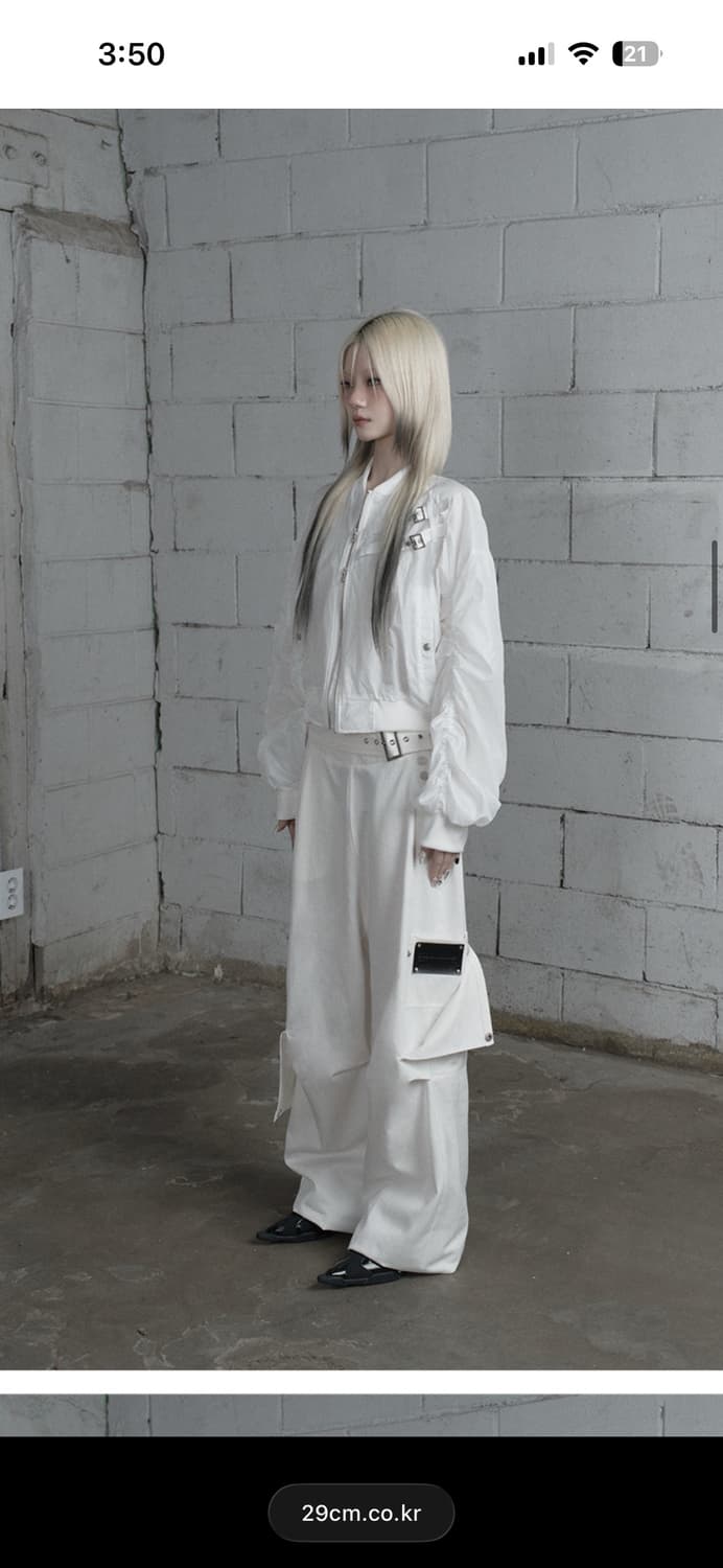 새제품/ 에트오소메 벨트 투포켓 컷라인 와이드 팬츠 화이트 상품이미지3