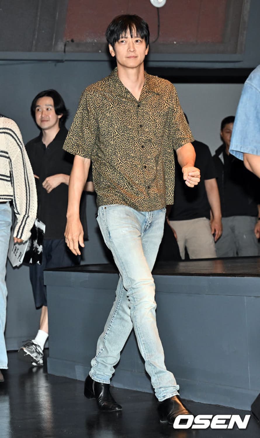 생로랑 강동원 연청워싱 무릎디스진 유일매물 상품이미지4