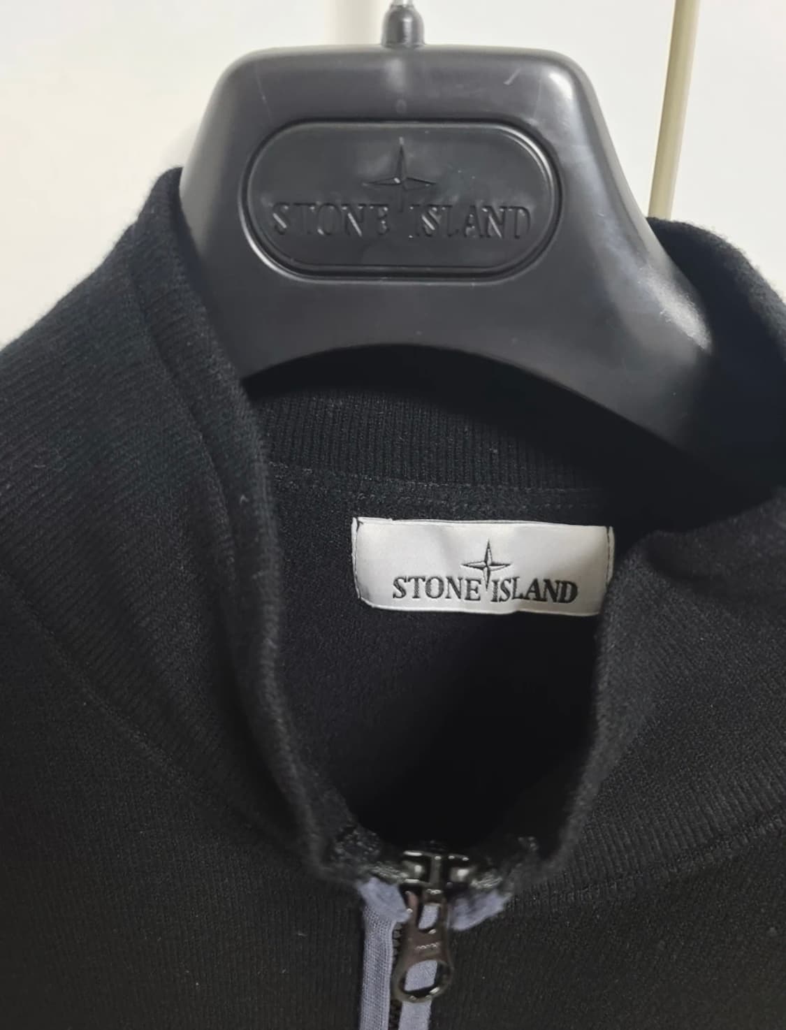 스톤아일랜드 니트 울 집업 블랙 상품이미지3