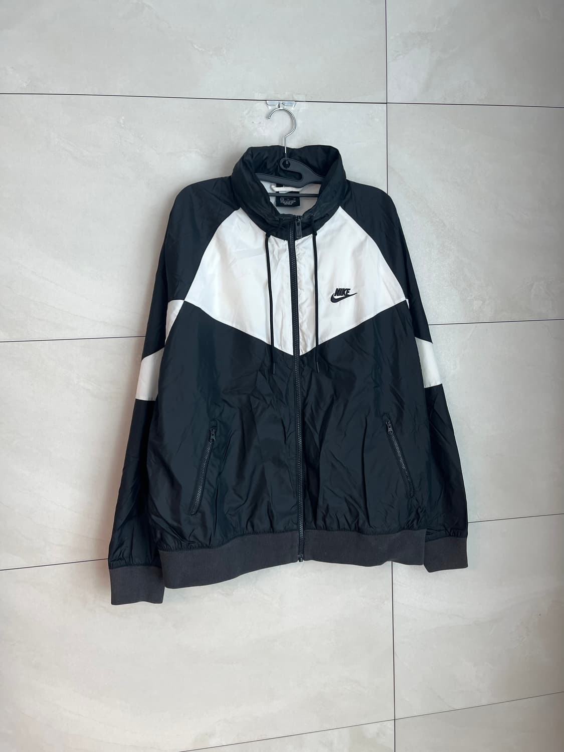 [XL] 나이키 윈드러너 바람막이 블랙/화이트 상품이미지2
