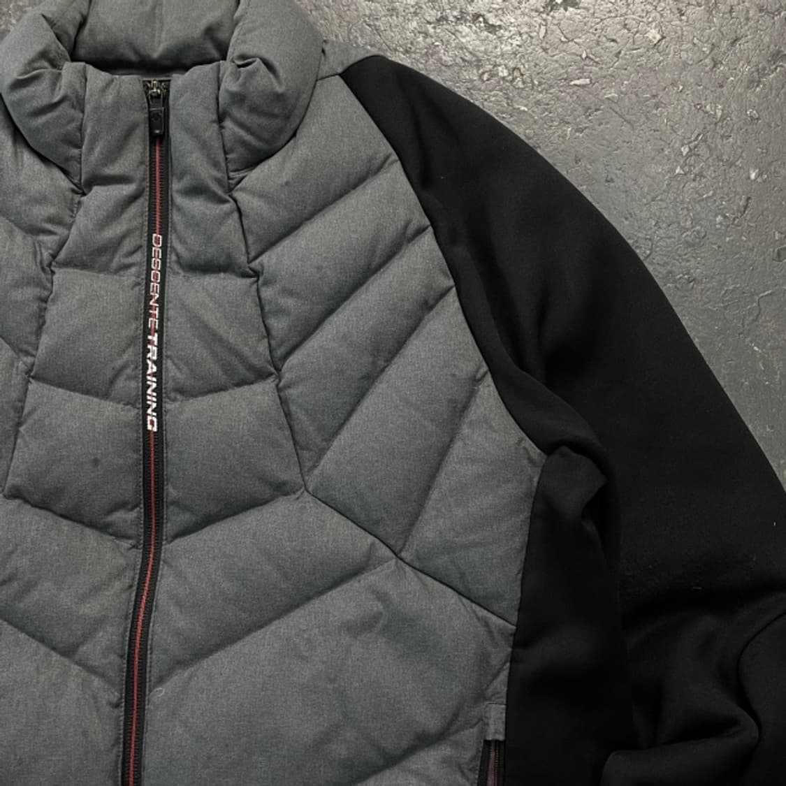 100 데상트 방풍 패딩 상품이미지2