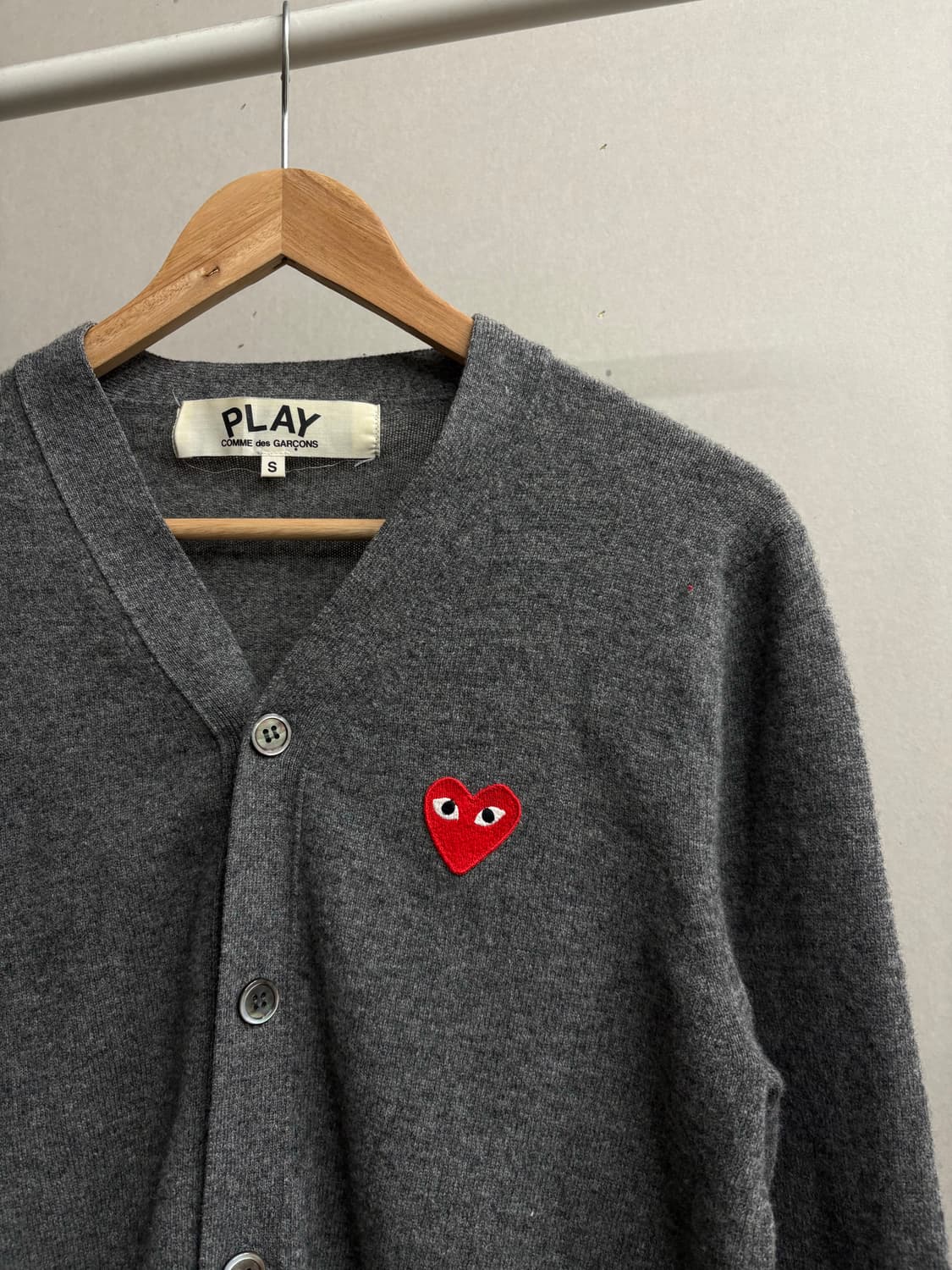 꼼데가르송 하트와펜 울 가디건 상품이미지2