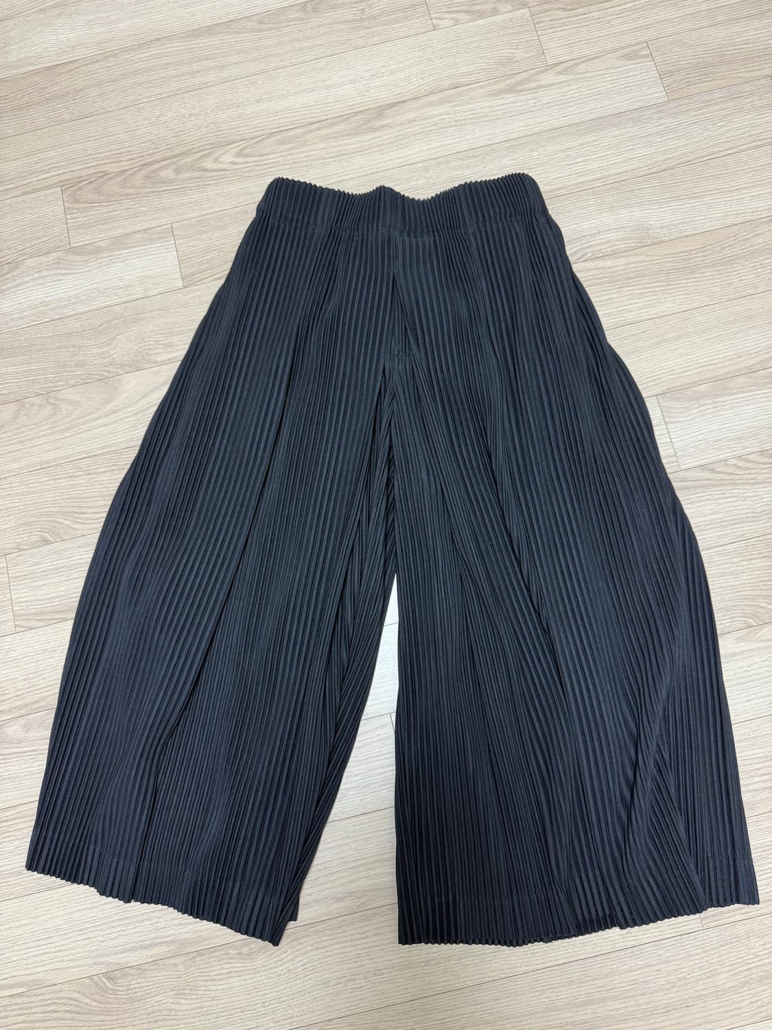 옴므플리세 24년7월 하카마 블랙 2사이즈 상품이미지5