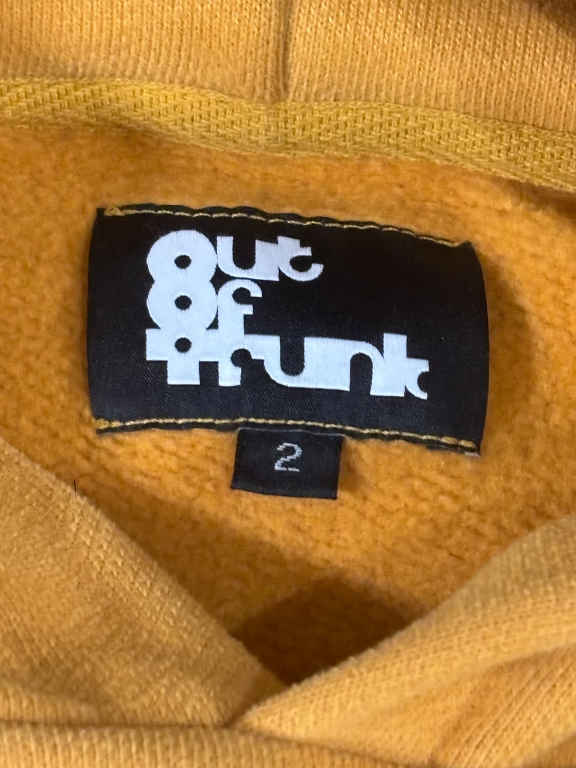 아웃 오브 트렁크 크롭 후드티 상품이미지5