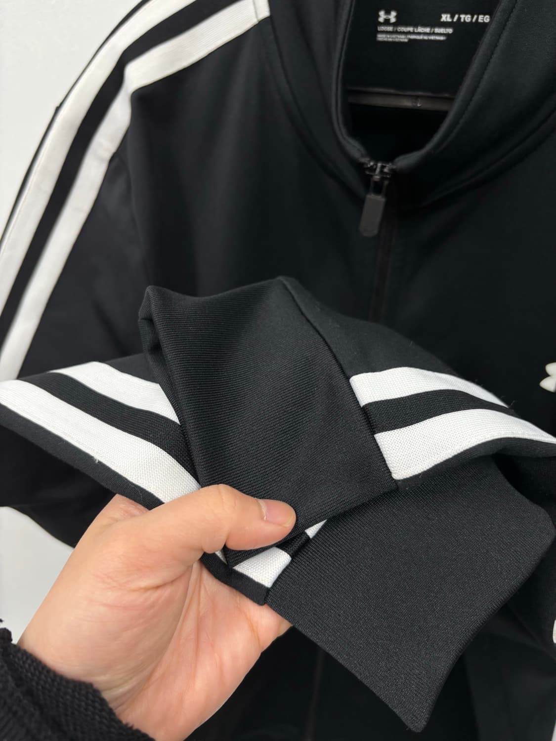 언더아머 트랙탑 상품이미지3