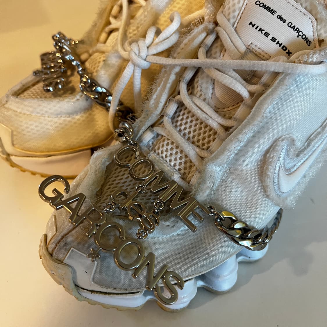 나이키x꼼데가르송 샥스 TL 상품이미지5