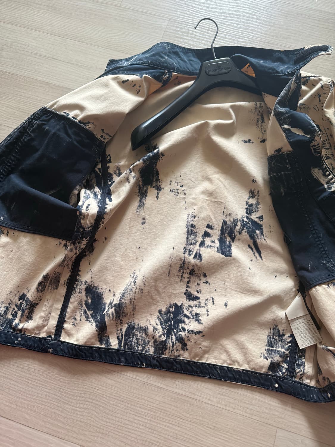 스톤아일랜드 핸드 코로션 자켓 L 상품이미지3