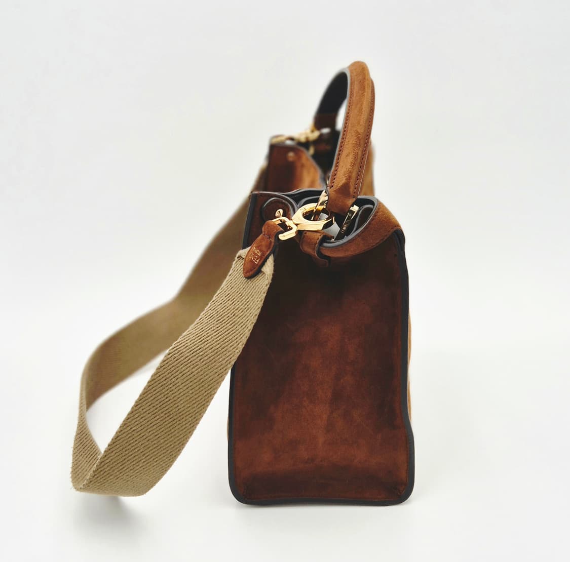 펜디 피카부 스웨이드 미듐 토트백 겸 숄더백 상품이미지4