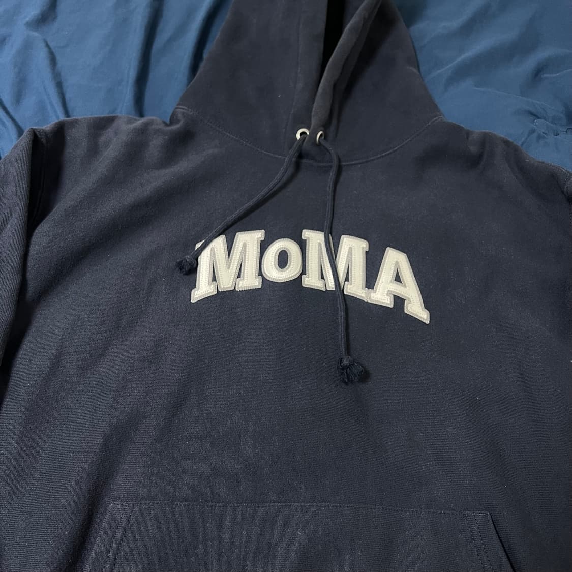 챔피온 x moma(모마) 후디 네이비 상품이미지2