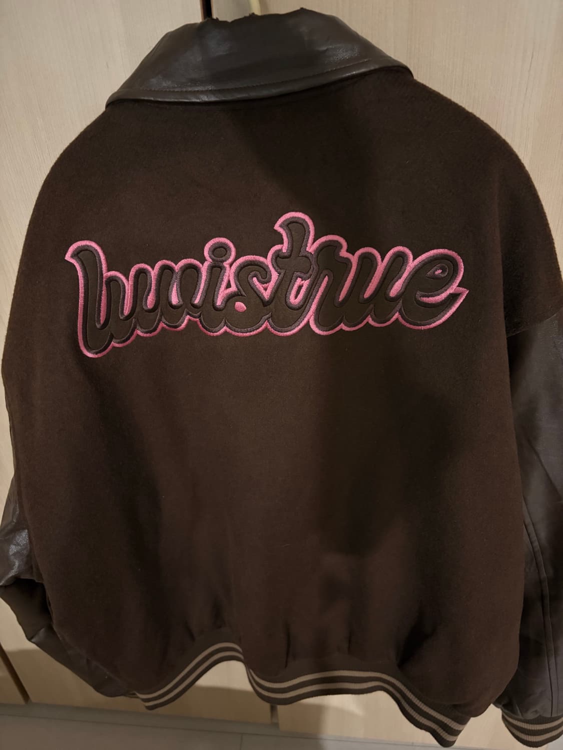 러브이즈트루 바시티 자켓 브라운 상품이미지4