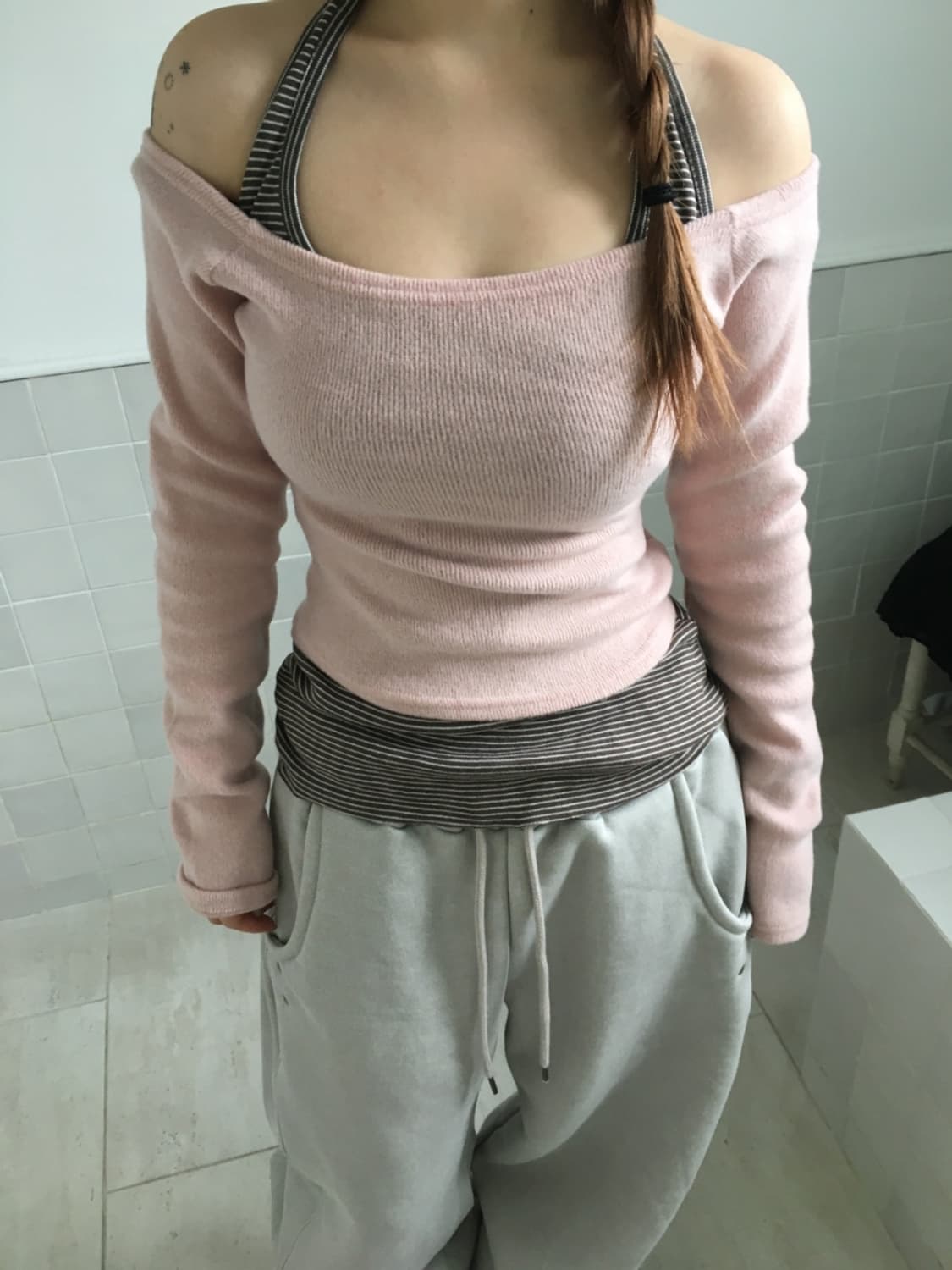 아워캐비넷 티셔츠 니트 (free)(1번 시착) 상품이미지2