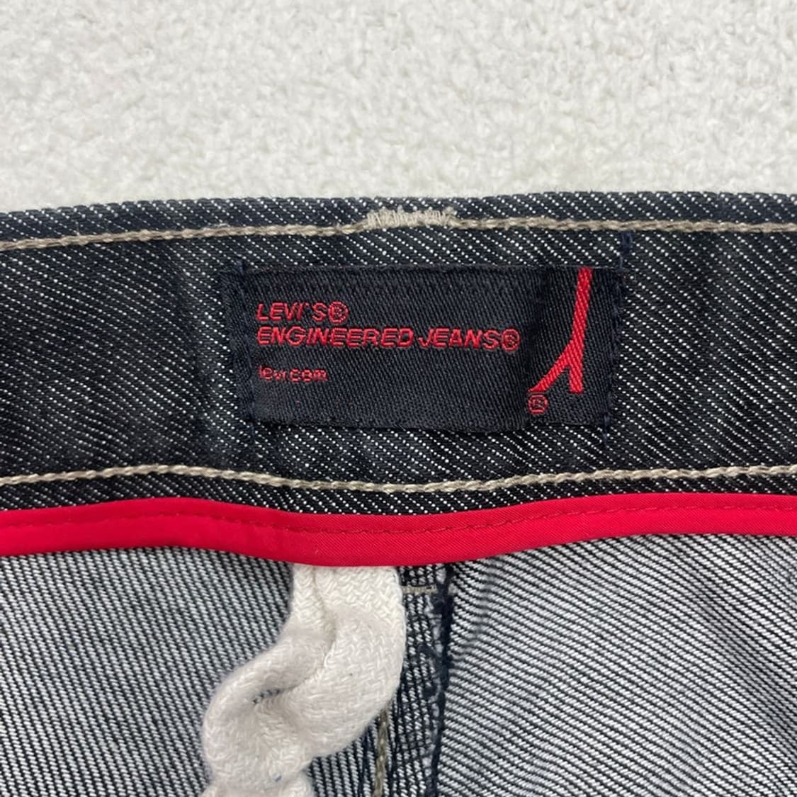 LEVI'S 엔지니어드진 흑청 스트레이트 데님 (32) 상품이미지7