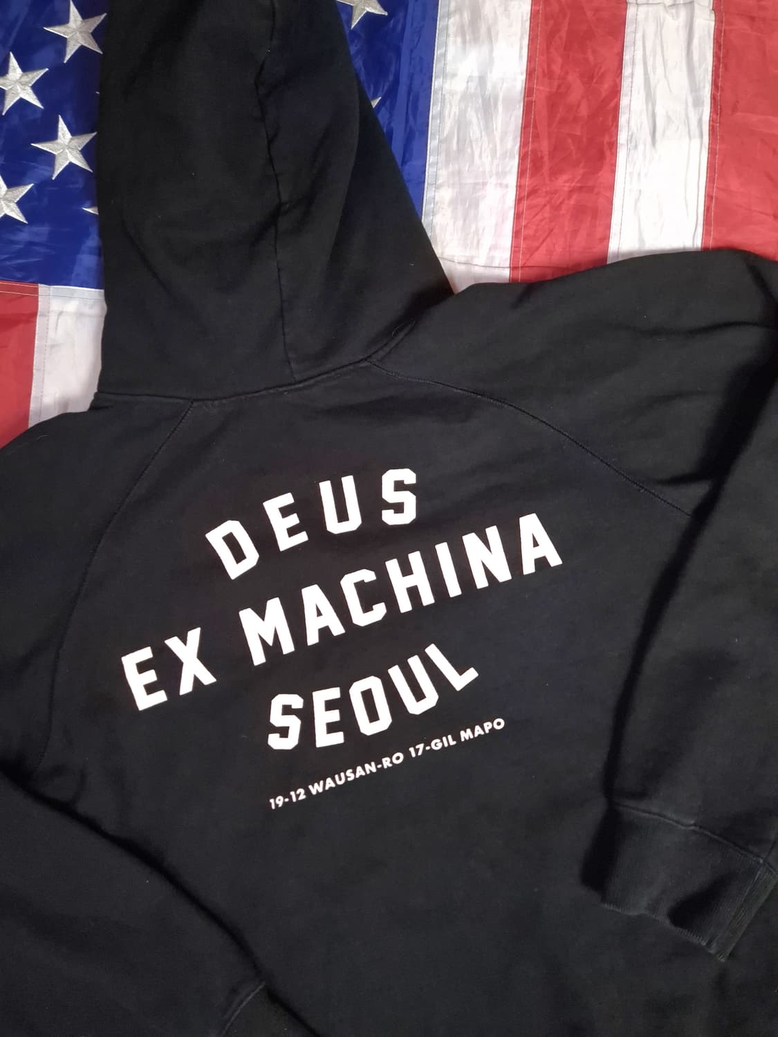 오리지날 데우스 엑스 마키나 서울 블랙 후드티 상품이미지2